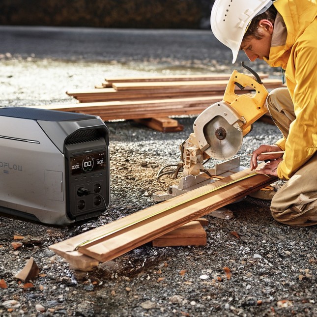 EcoFlow DELTA Pro 3 Power Station op de werkplaats