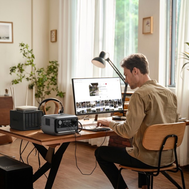 Ecoflow river 3 plus power station lifestyle 6